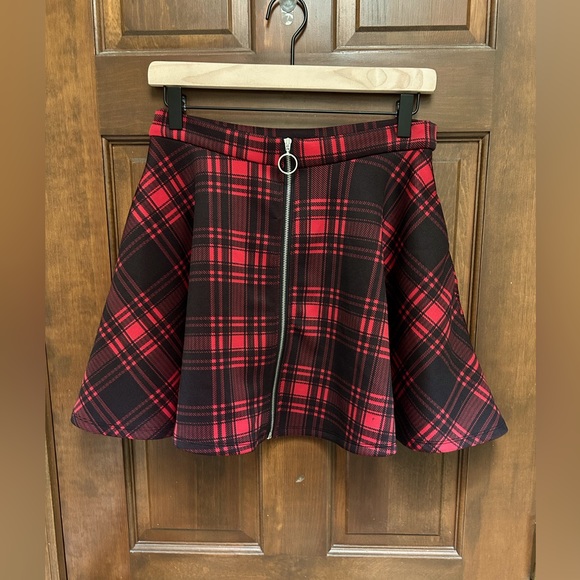 Hot Topic Skirts Hot Topic Cute Zip Front Plaid Skater Skirt Size